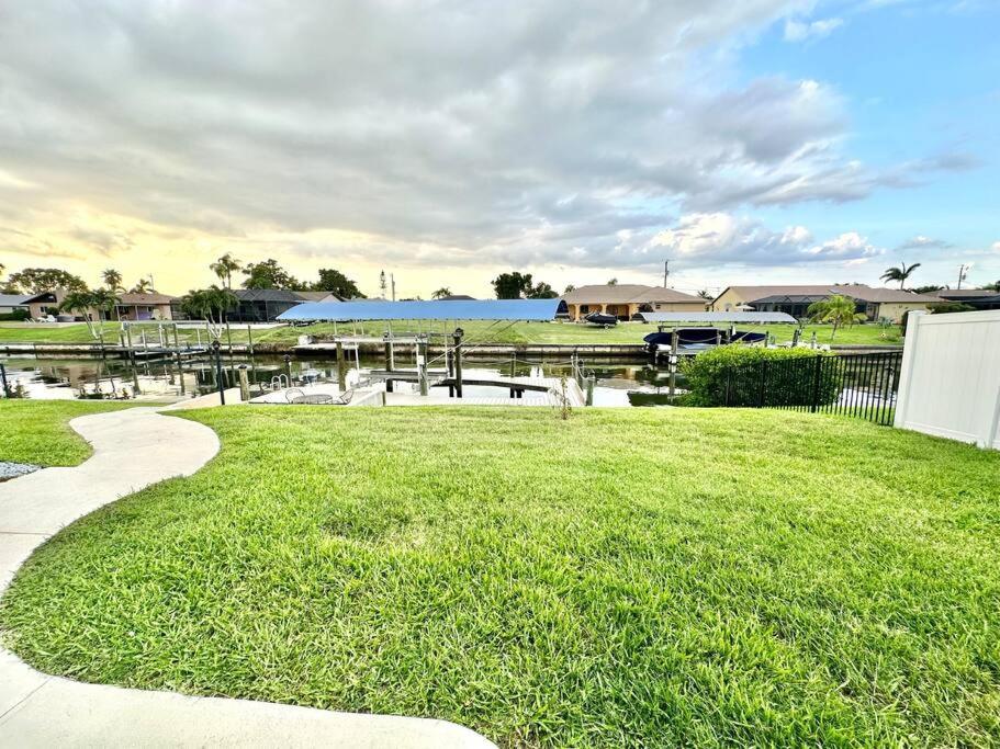 Gulf Access Oasis W/ Heated Pool ! Villa Cape Coral Exterior photo